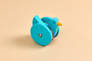 Poule en bois à bascule - Bleu