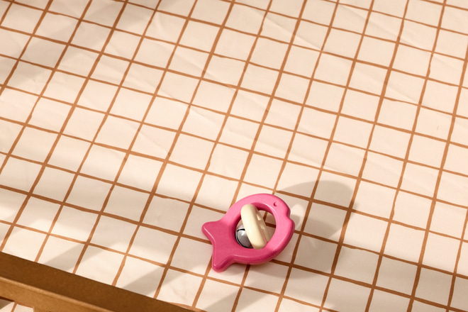 Trærangle formet som fisk – rosa - 3