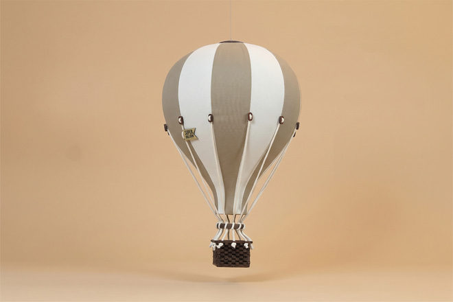 Balão de Ar Quente Bege e Creme - 1