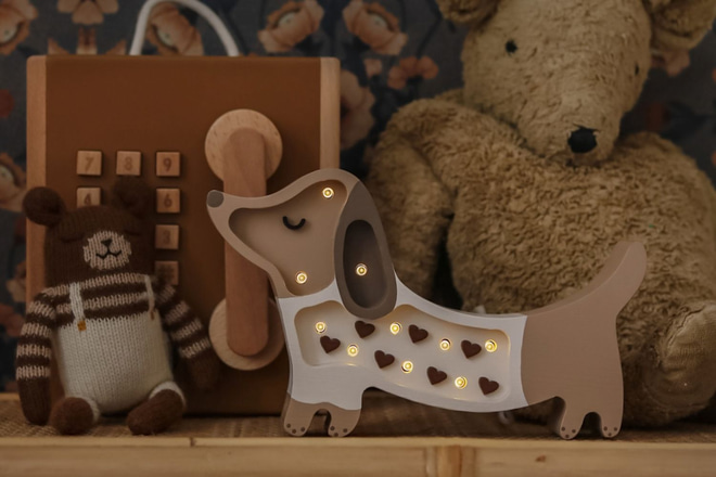 Mini-ledlamp teckel met chocoladebruine hartjes - Little Lights - 4