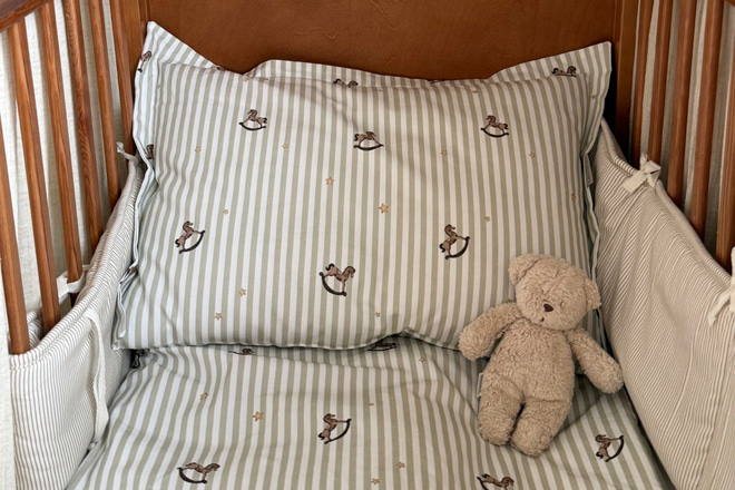 Set van katoenen dekbed en kussen 100x135 met vulling - Rocking Horse - 4