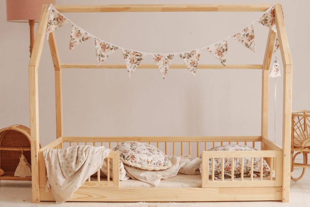 Crea un mundo mágico con nuestra cama Montessori de madera