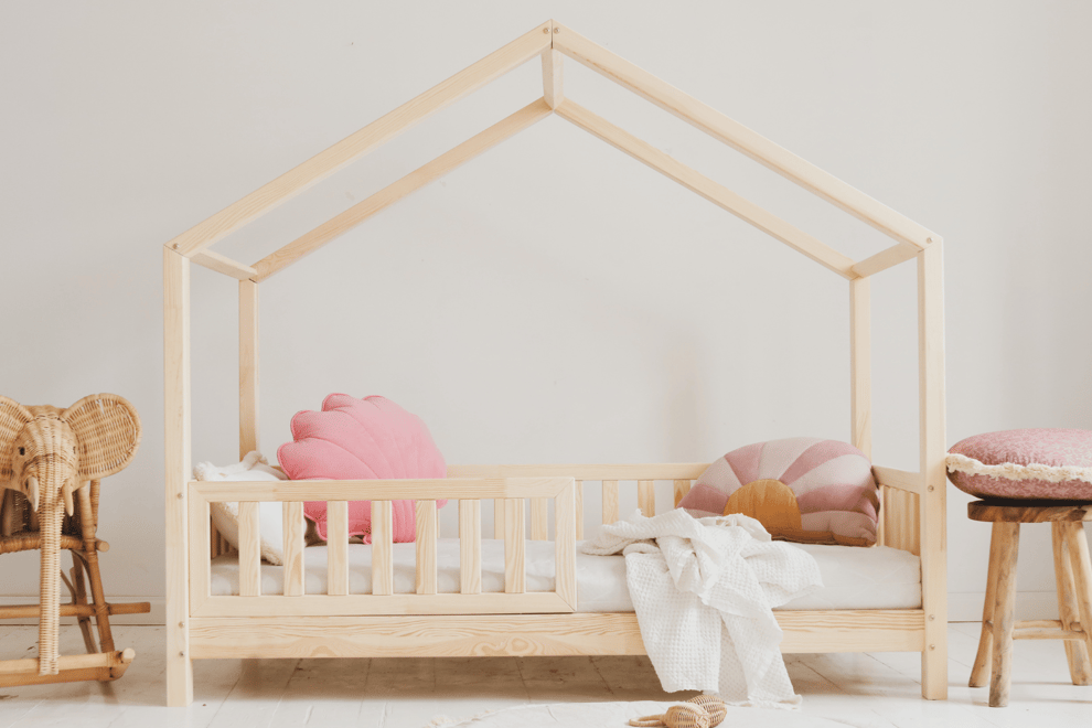 House Bed DB 90x140cm House Bed DB 90x140cm
