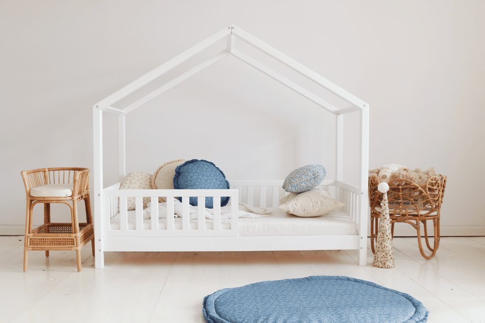 House Bed DB 90x140cm House Bed DB 90x140cm