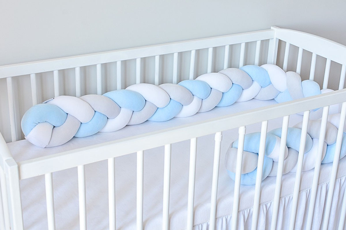 Light Grey and Blue Bed Bumper - 3 Ropes