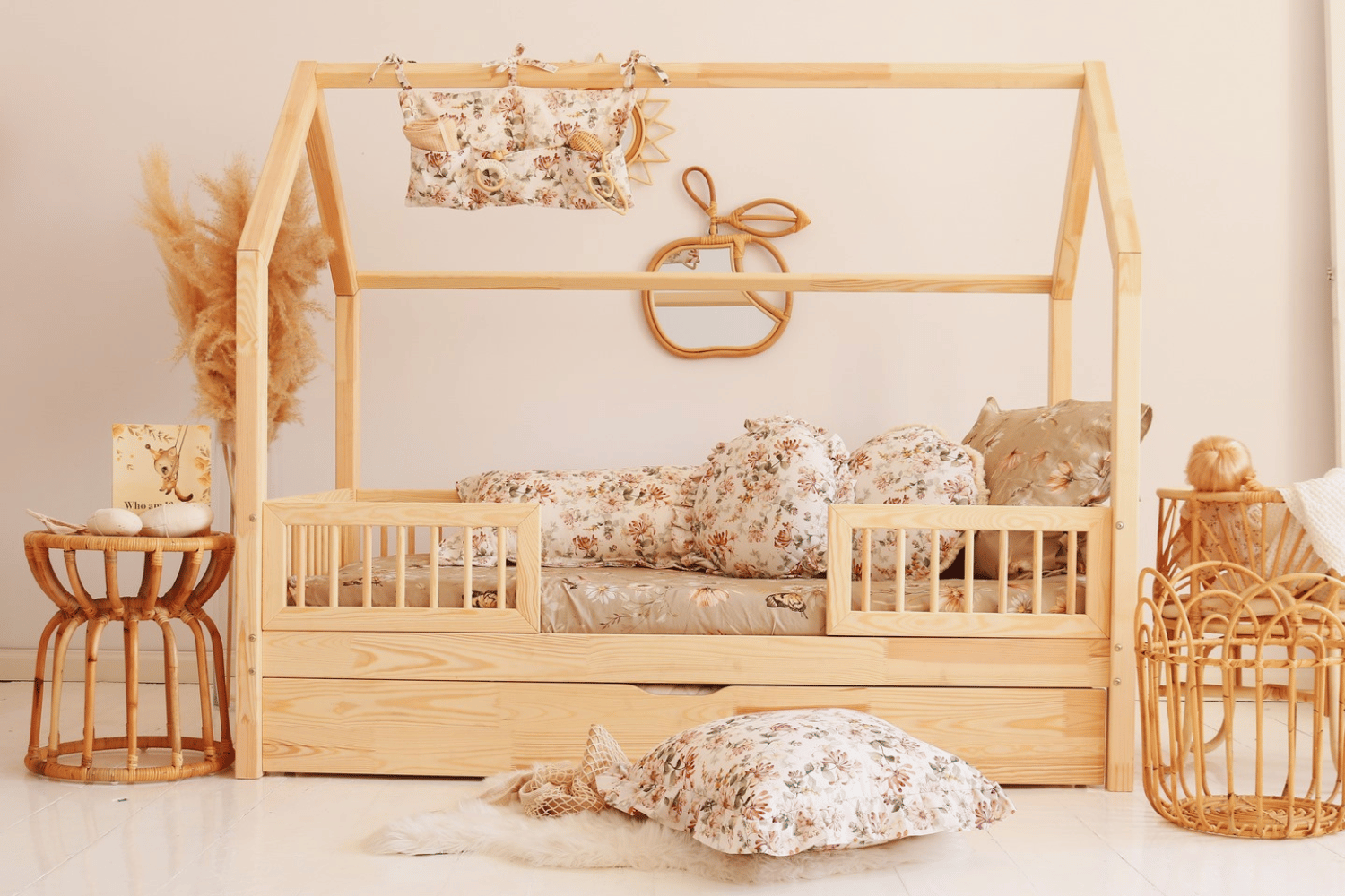 House Bed BWT 80x180cm House Bed BWT 80x180cm