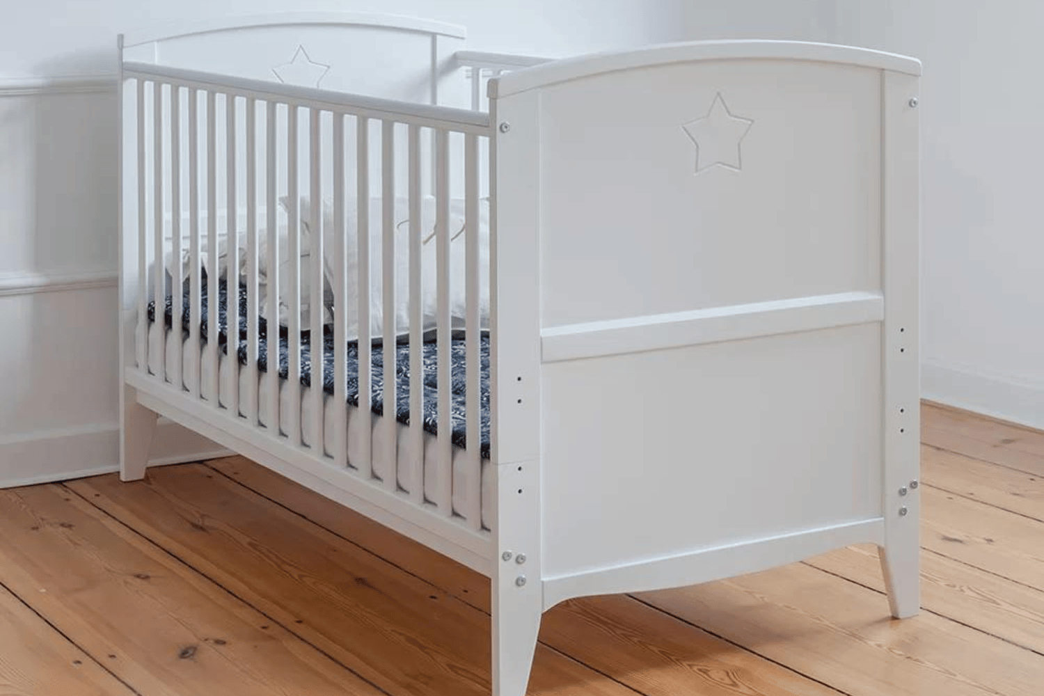 - Lit Bébé évolutif Starlight Cot 70x140cm - Blanc - Blanc (Mon Lit Cabane) - Image 7