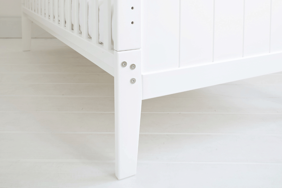 Lit Bébé Taille 70x140 Blanc Hampton Évolutif - Woodies