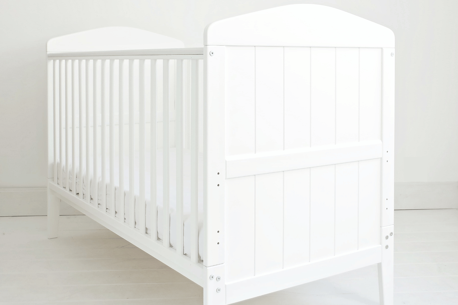 Hampton Cot Evolving Bed White 70x140cm