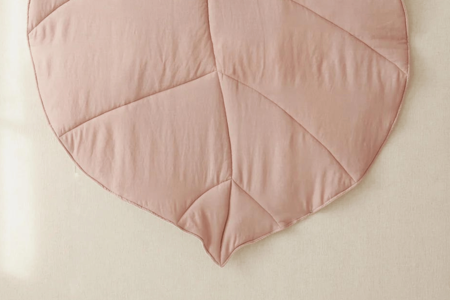 Linen Mat Light Pink Leaf