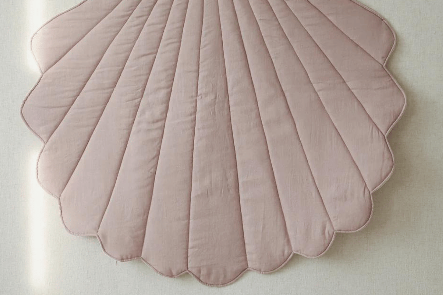 Linen Mat Shell Powder Pink