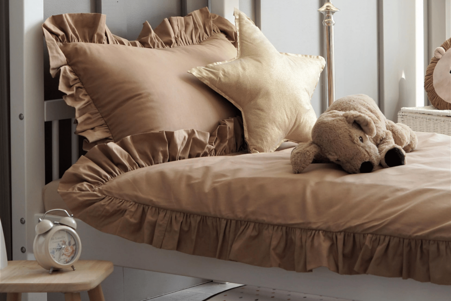 Cinnamon Duvet Set With Ruffles 140x200