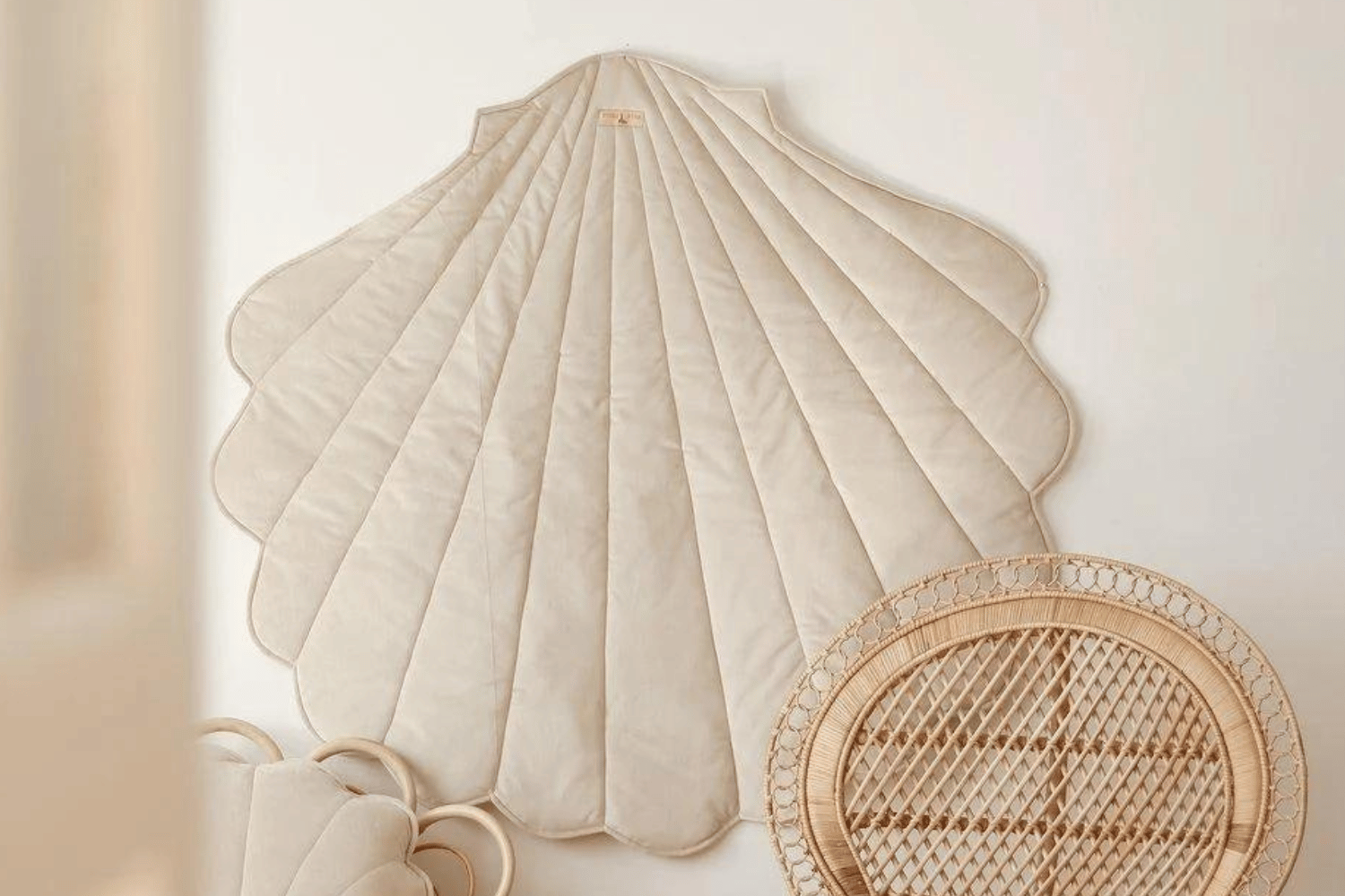 Velour Mat Cream Shell