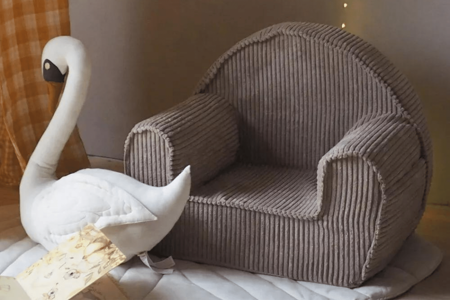 Fauteuil en velours côtelé - Sugar Brown