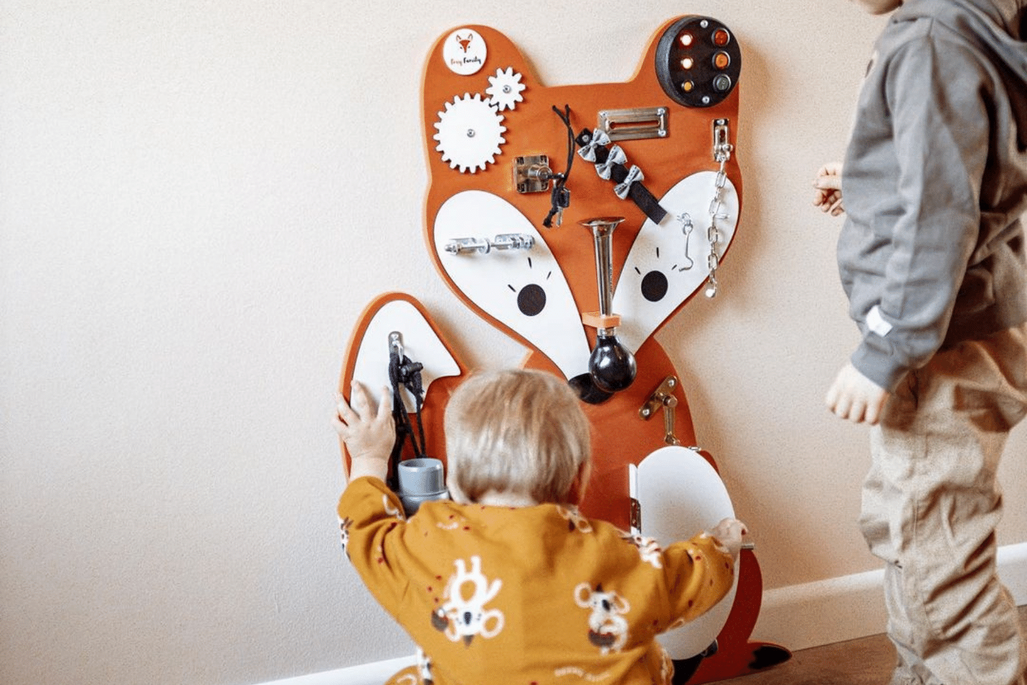 Quadro de atividades Raposa laranja