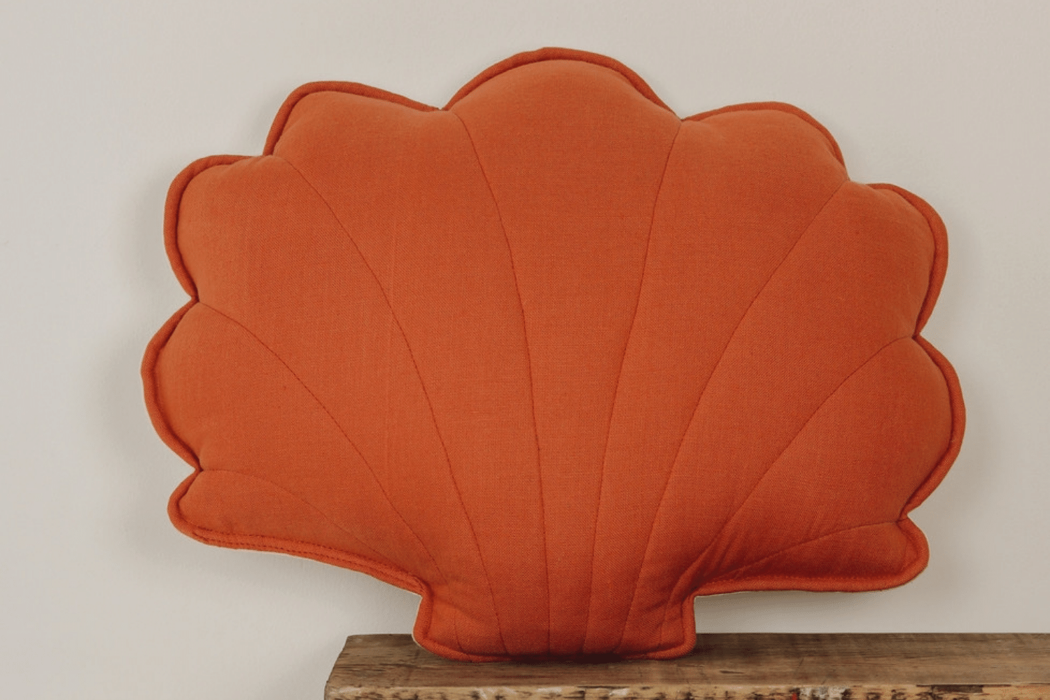 Papaya Shell Cushion