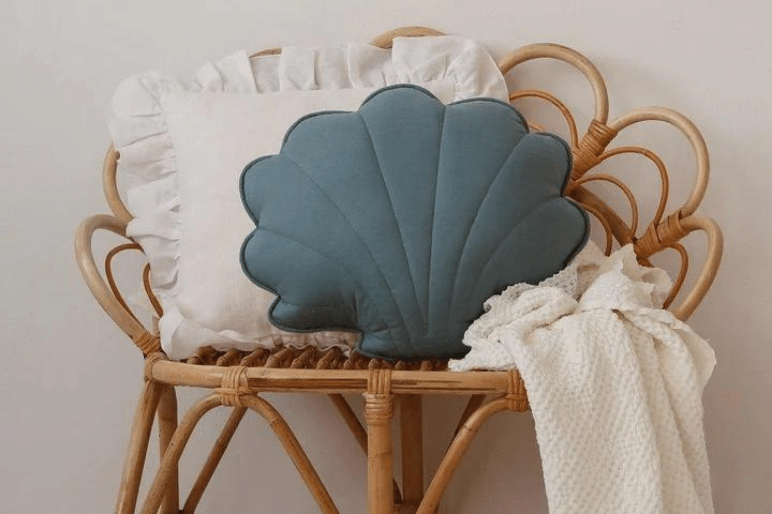 Ocean Blue Shell Cushion