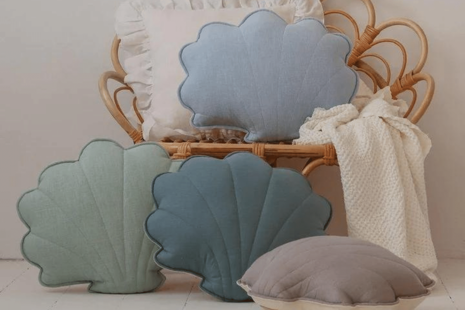 Ocean Blue Shell Cushion