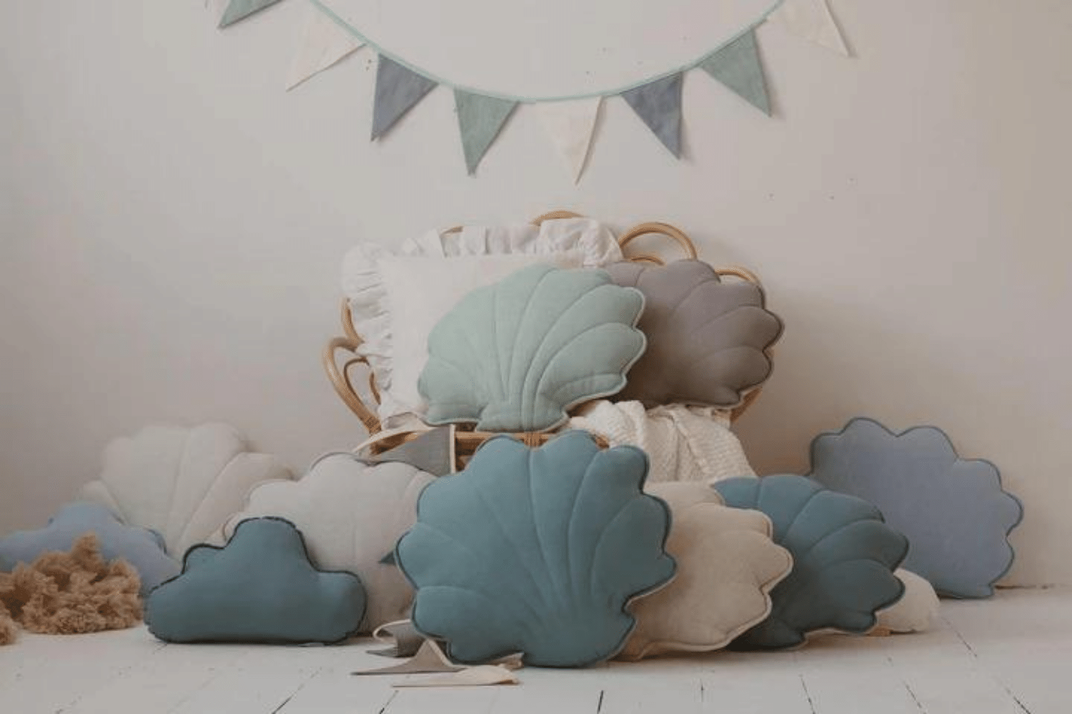 Ocean Blue Shell Cushion