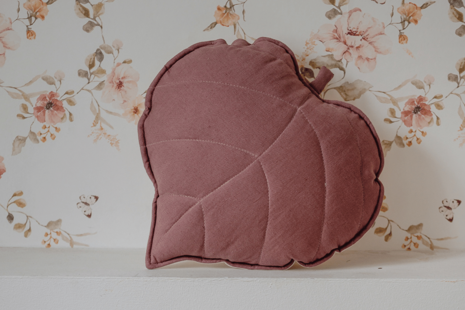 Coussin Feuille en Lin Marsala