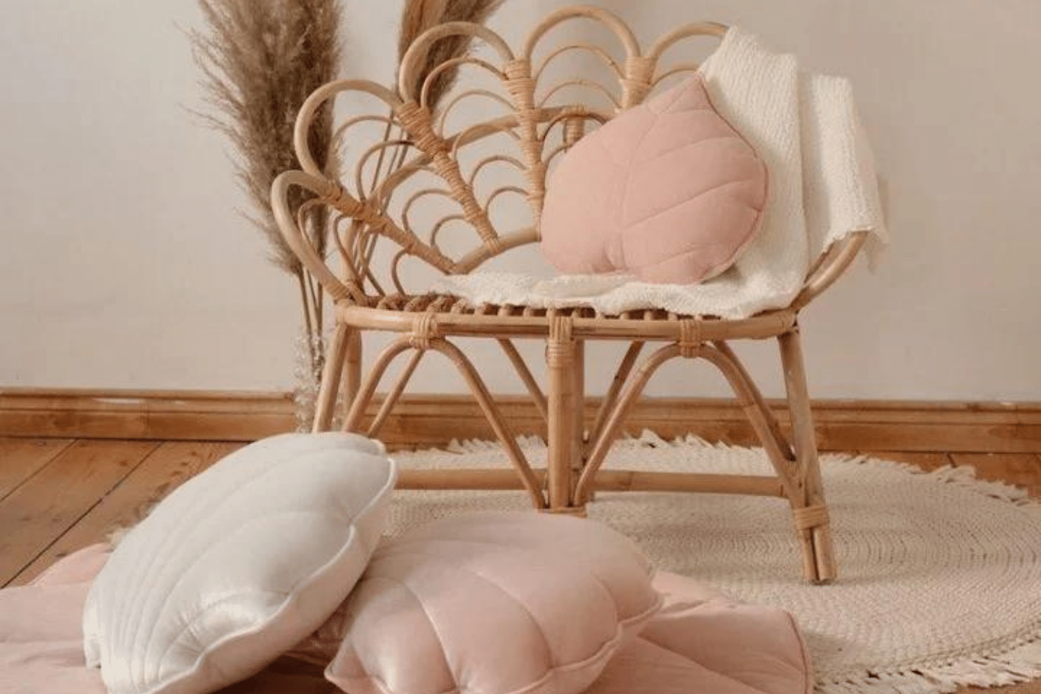 Dusty Pink Leaf Cushion