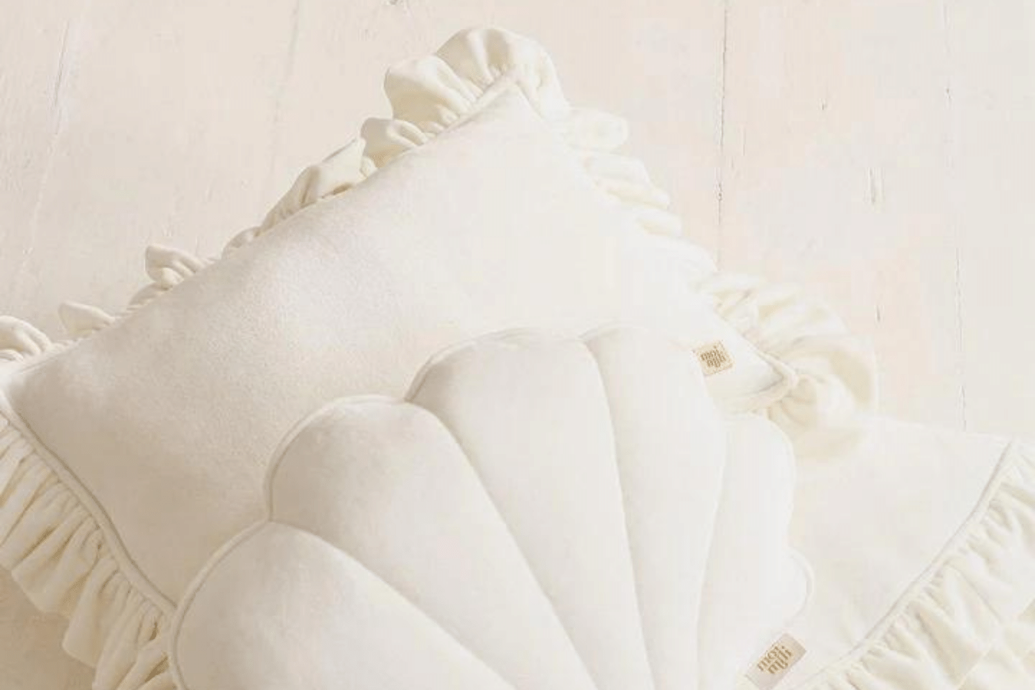 Coussin à Volants Soft Velours Blanc