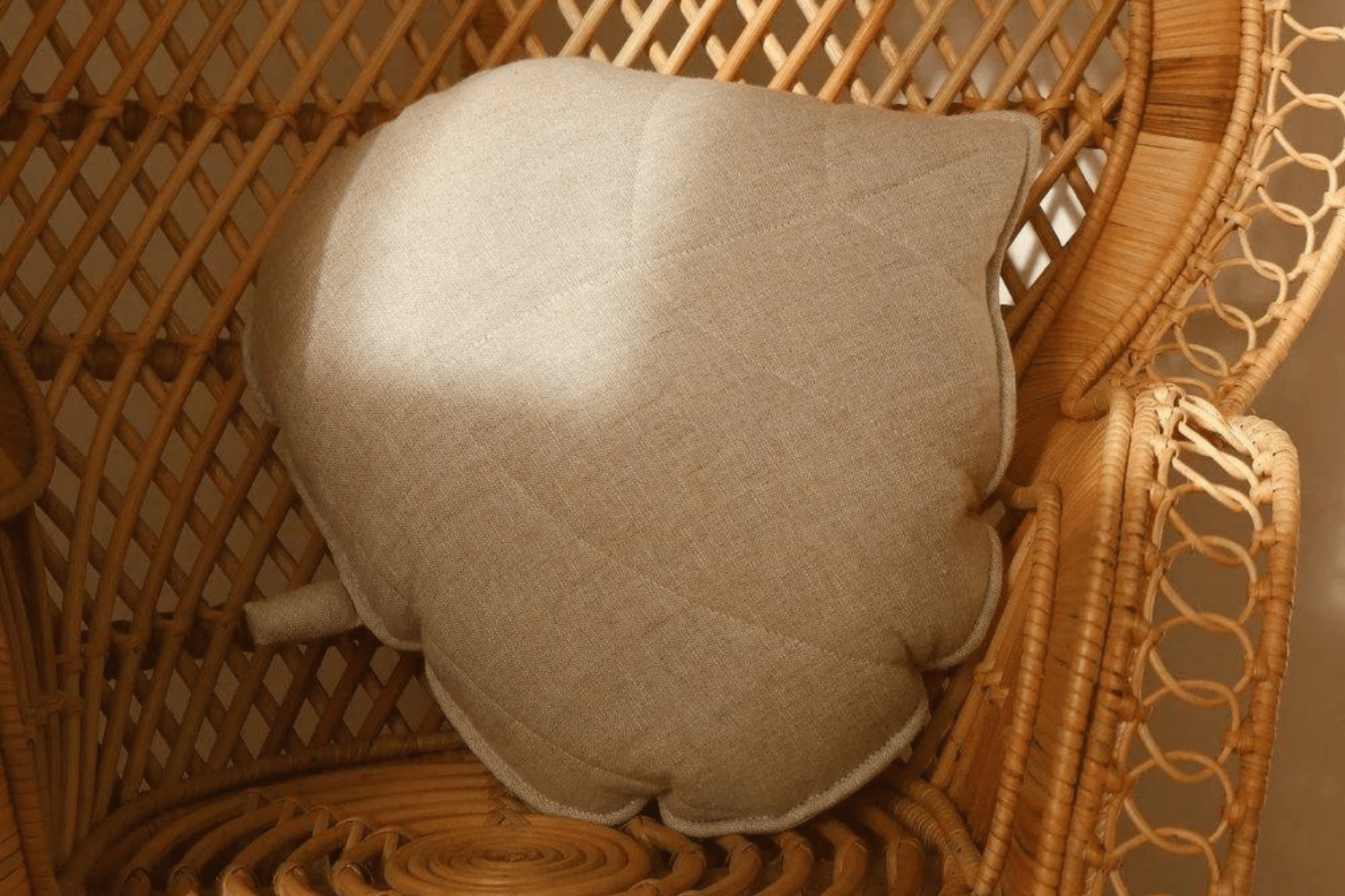 Natural Linen Leaf Cushion