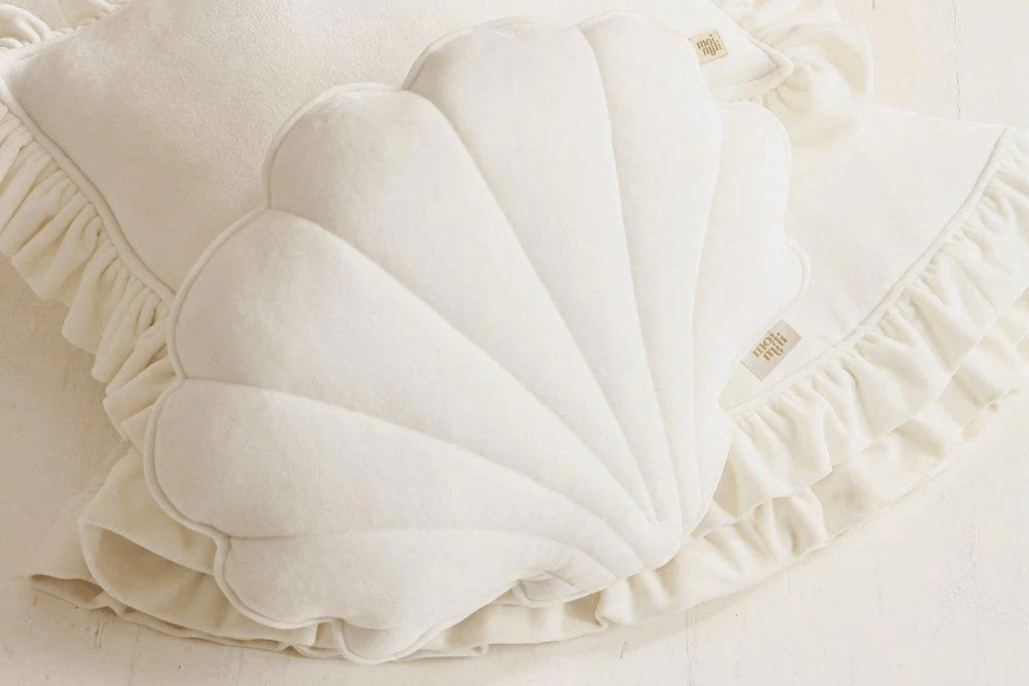 Cuscino Conchiglia in Velluto Soft Bianco