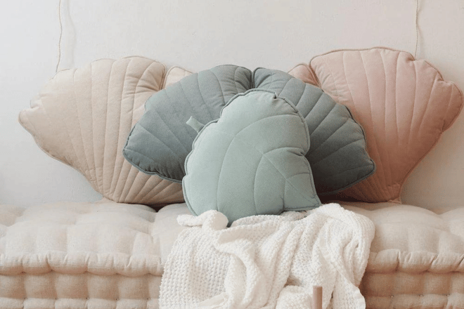 Coussin Feuille en Velours Vert Menthe