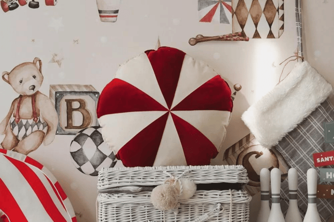 Almofada de Natal Vermelha e Bege Almofada de Natal Vermelha e Bege