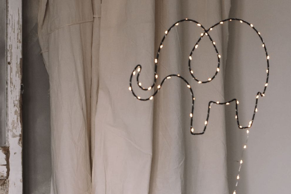 Metal Wire LED Light - Elephant