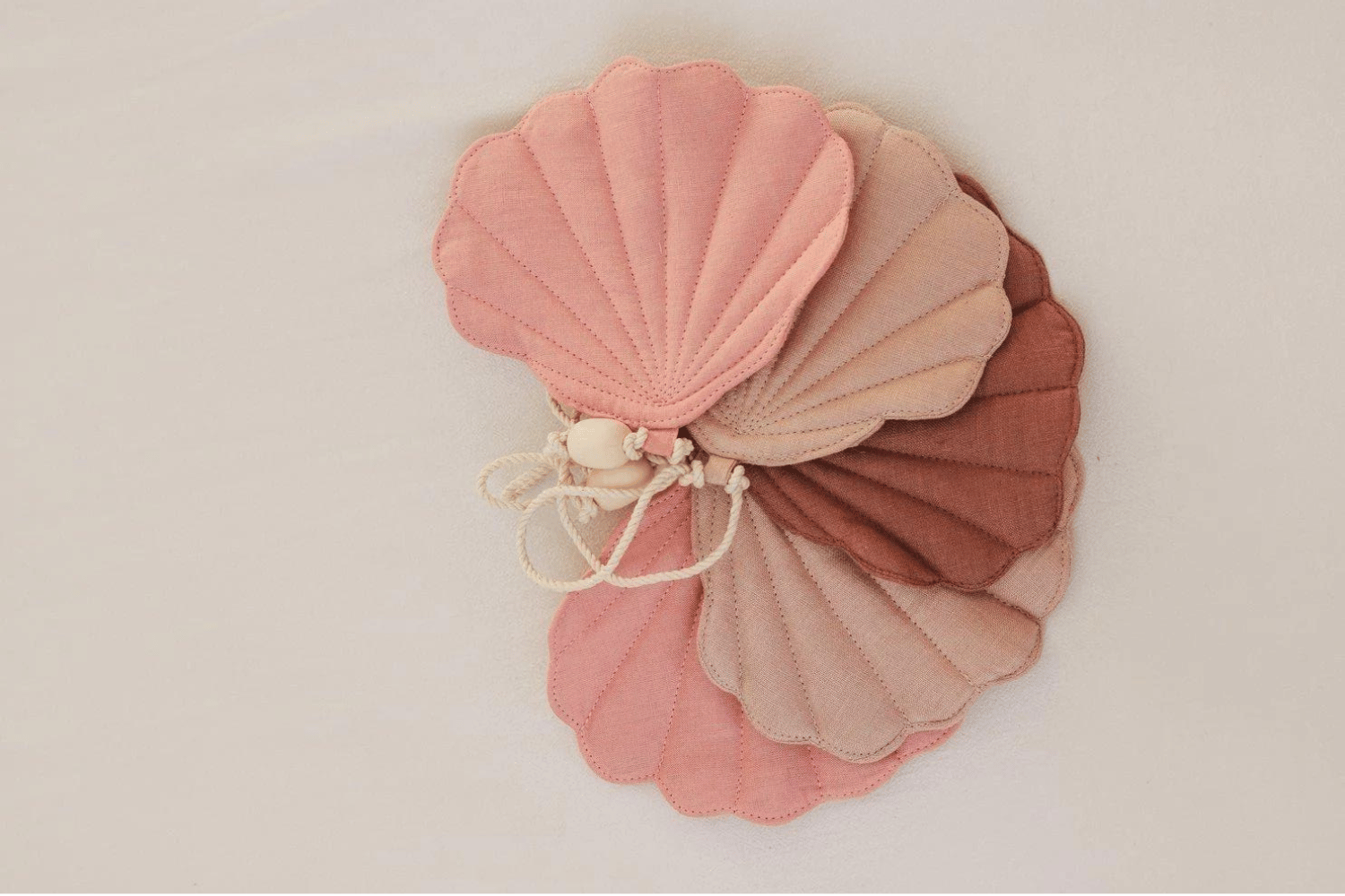 Girlande Muscheln Rosa Leinen