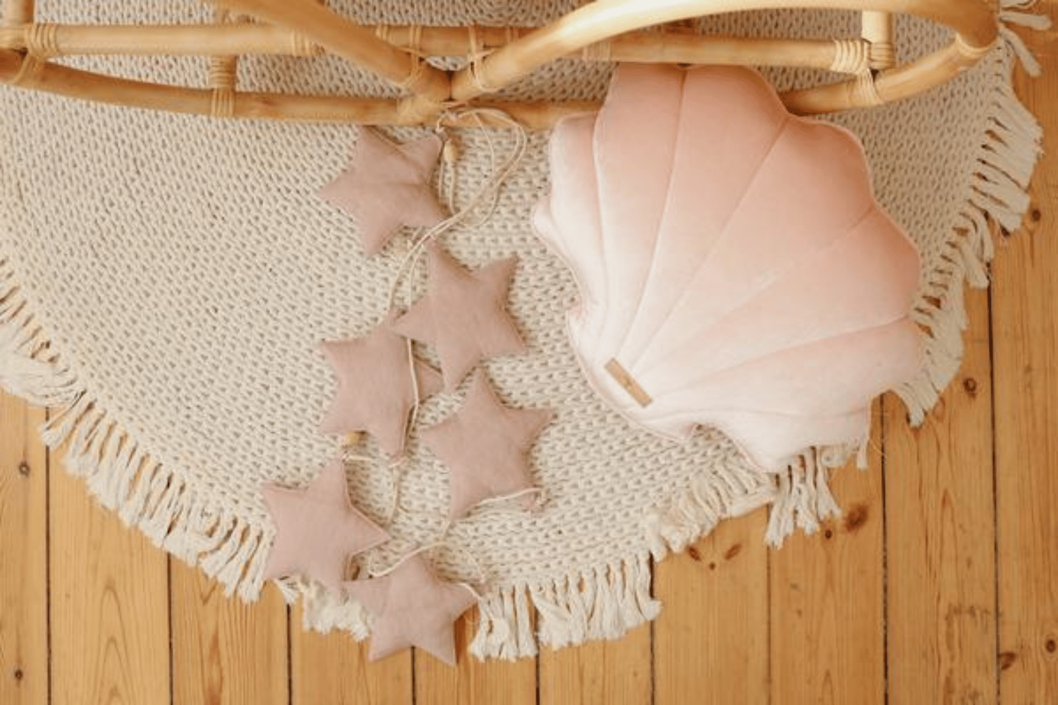 Linen Stars Garland Pink