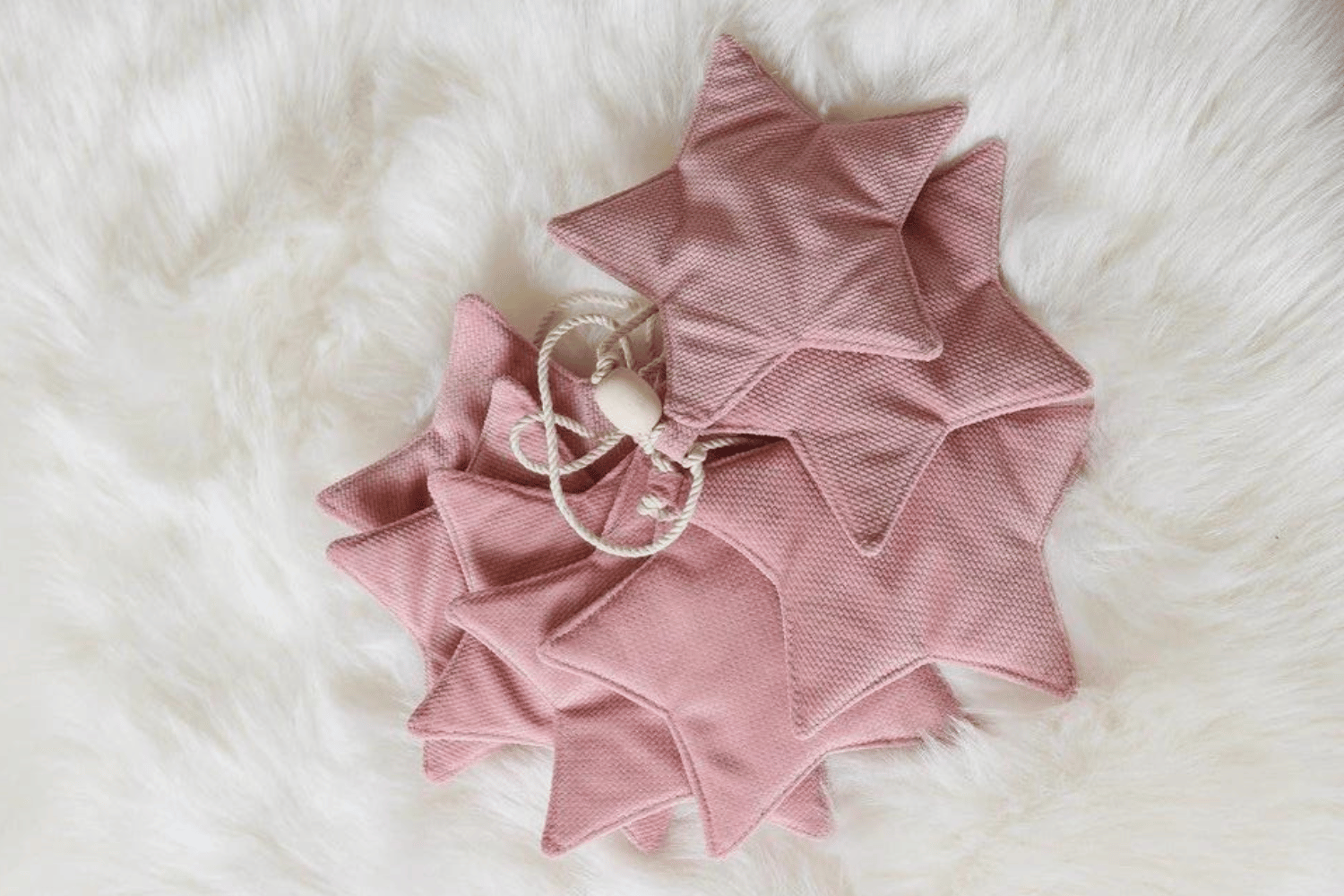 Velour Stars Garland Dusty Pink 