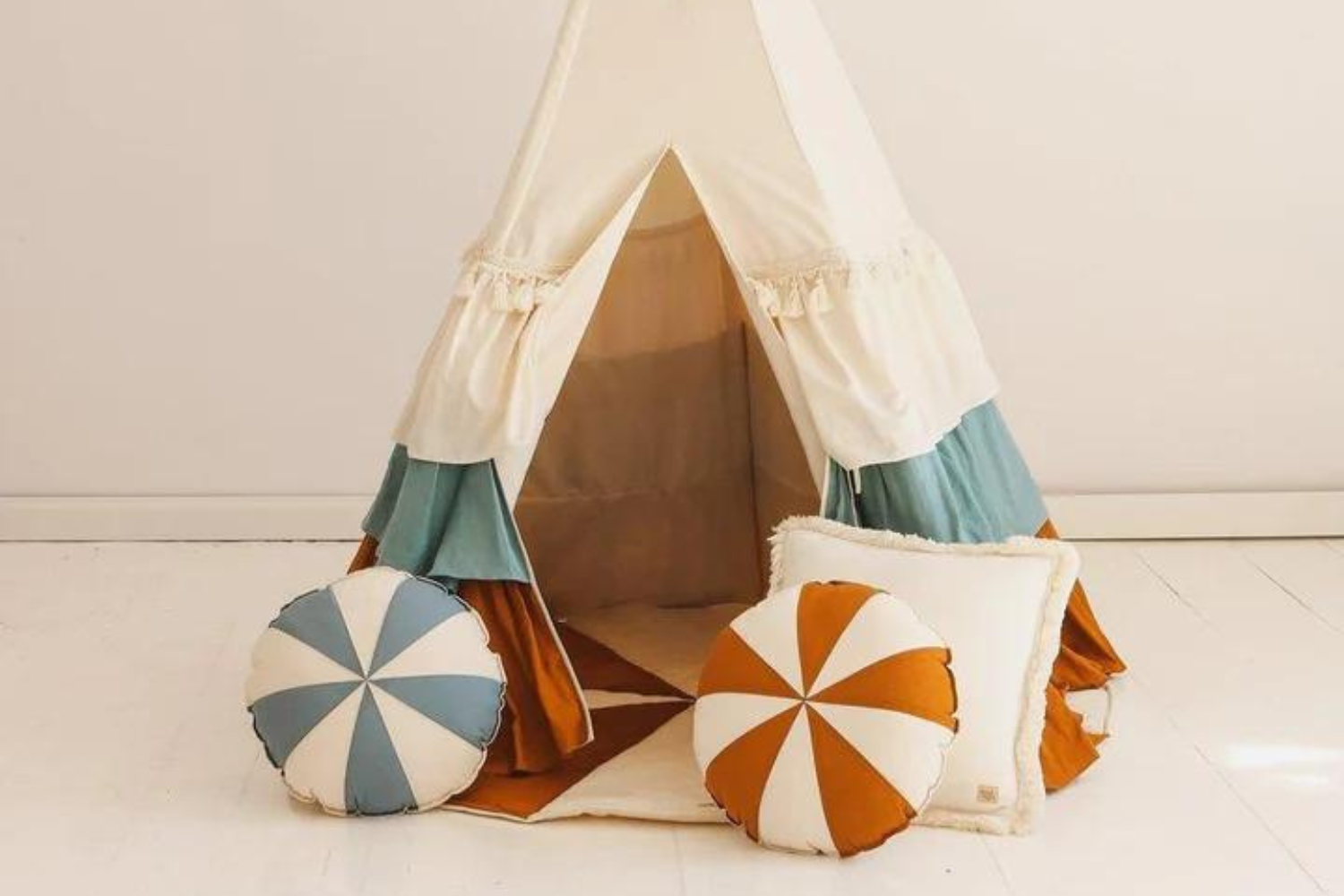 Circus Tipi