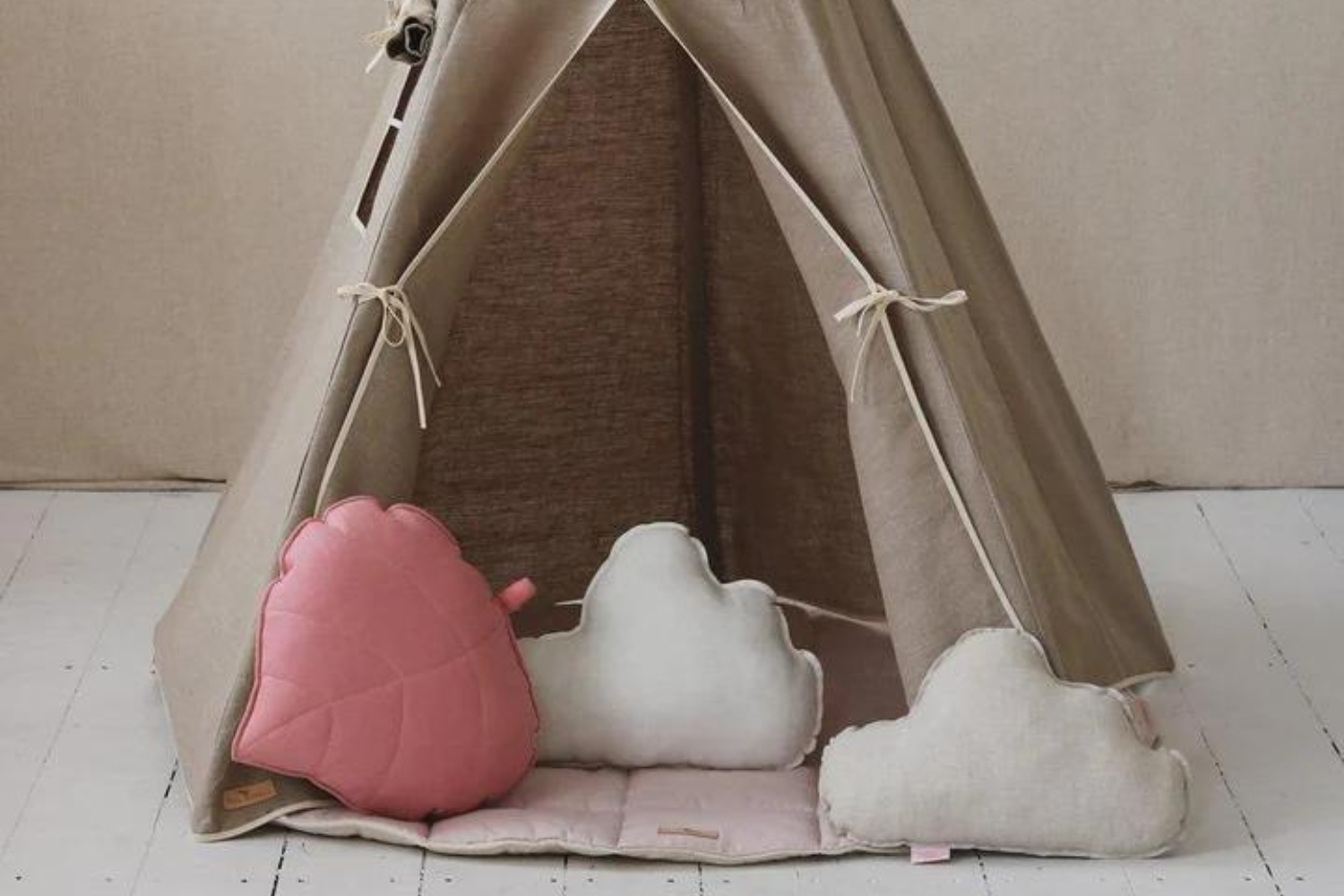 Natural Linen Tipi