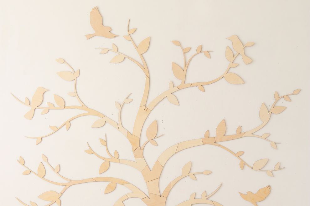 Decoração de parede - Uma árvore e passarinhos