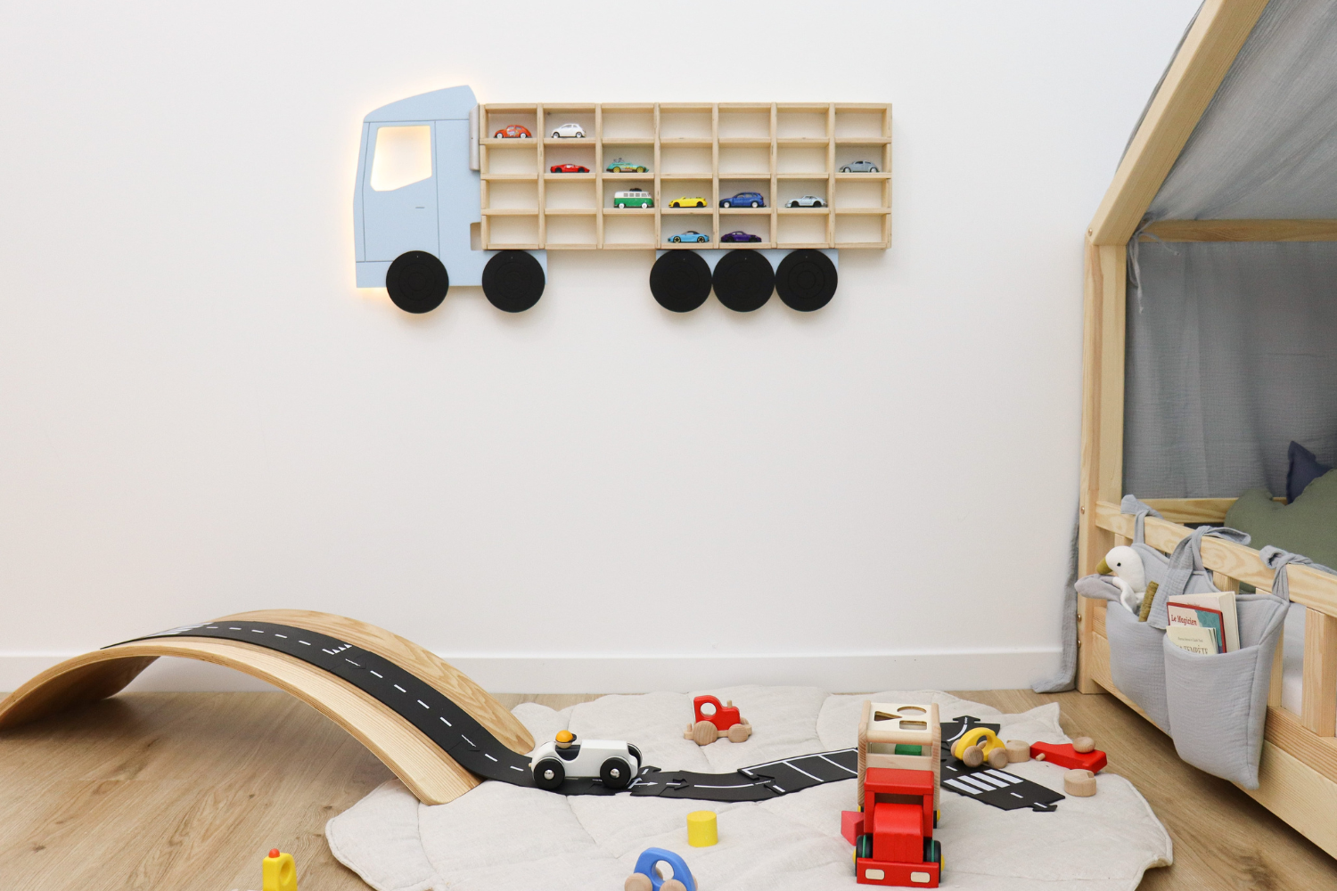 Luminous Truck Shelf Wood