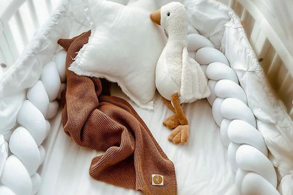 White Bed Bumper - 3 Ropes