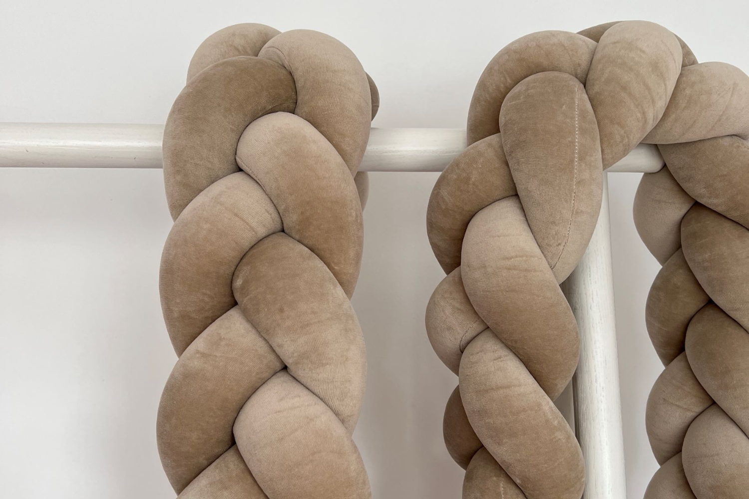 Cappuccino Bed Bumper - 3 Ropes 