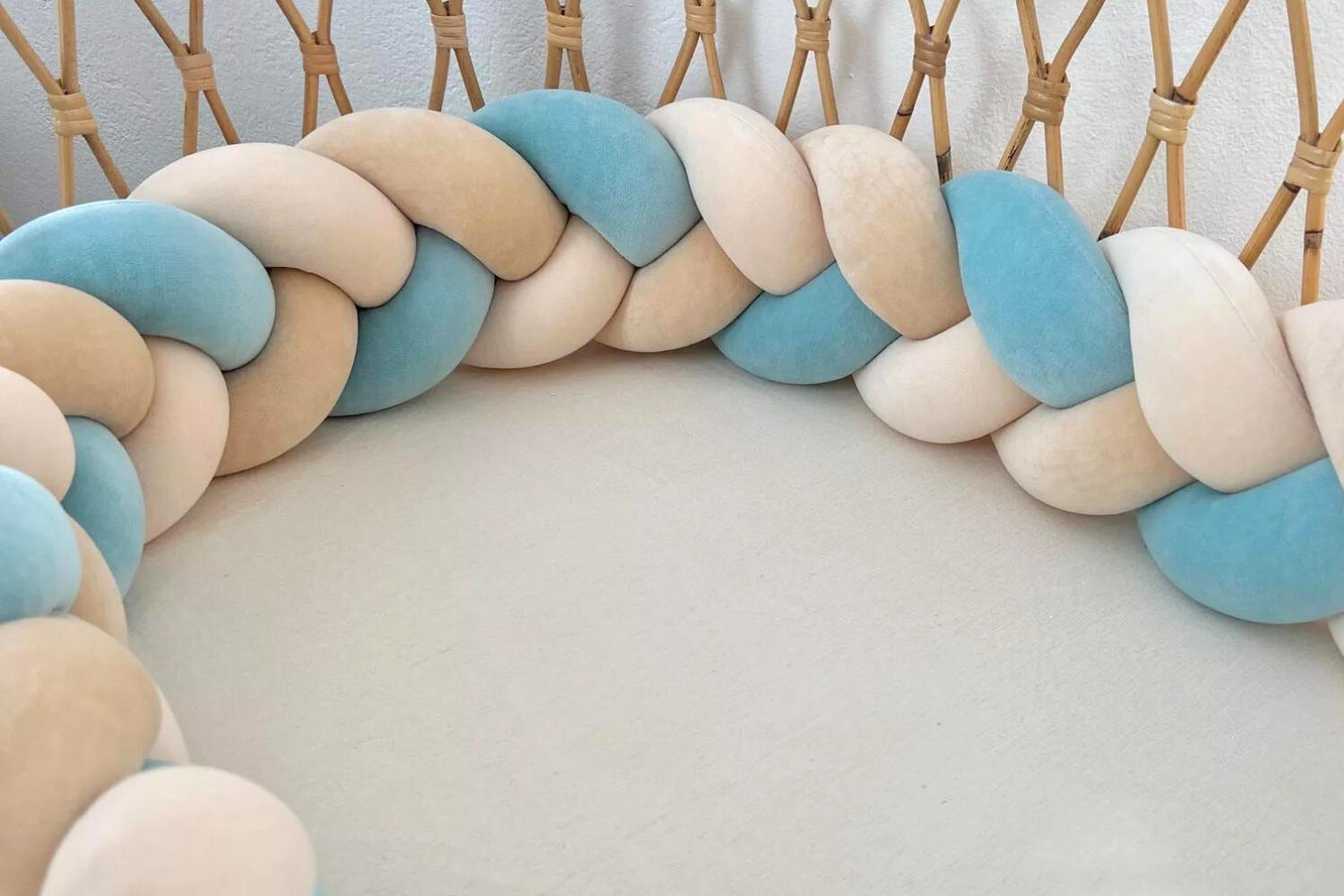 Ice Blue, Almond and Beige Bed Bumper - 3 Ropes