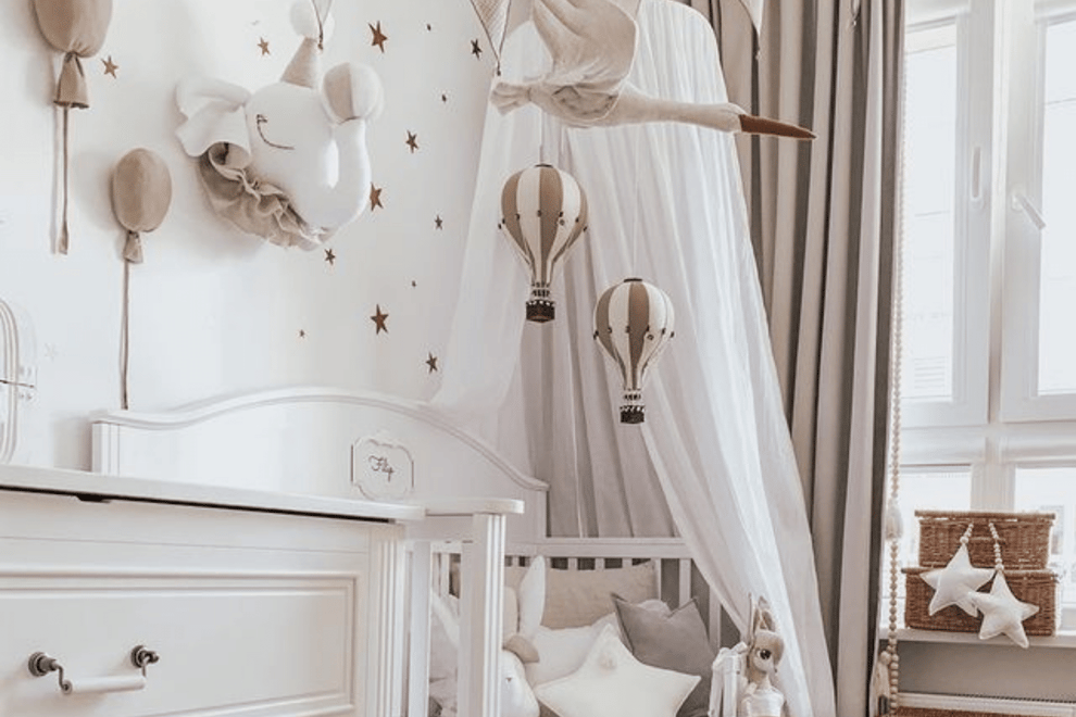 Beige & White Hot Air Balloon