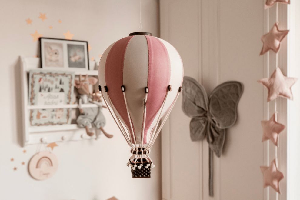Matt rosa Heißluftballon