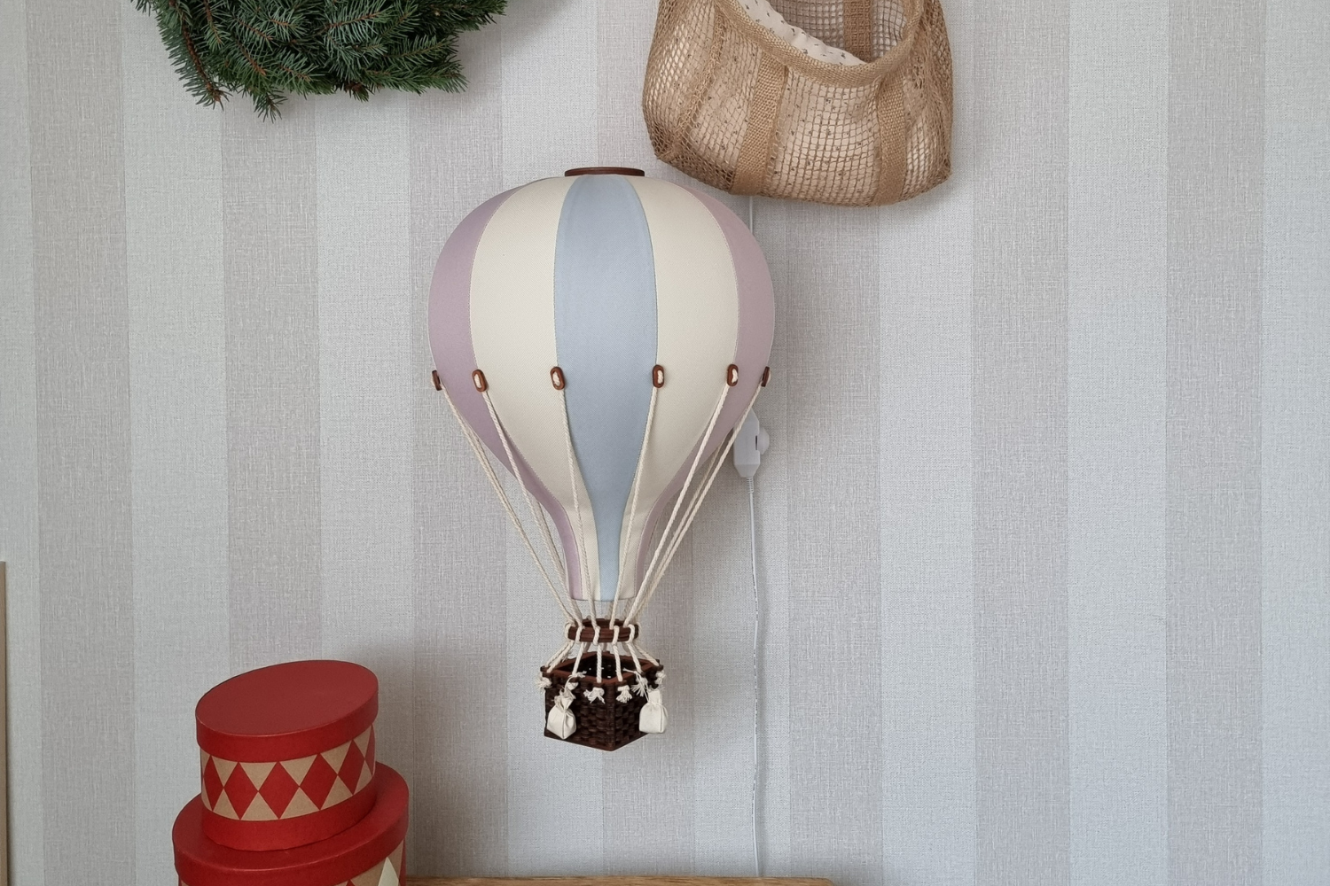 Pink, Blue & Ecru Hot Air Balloon