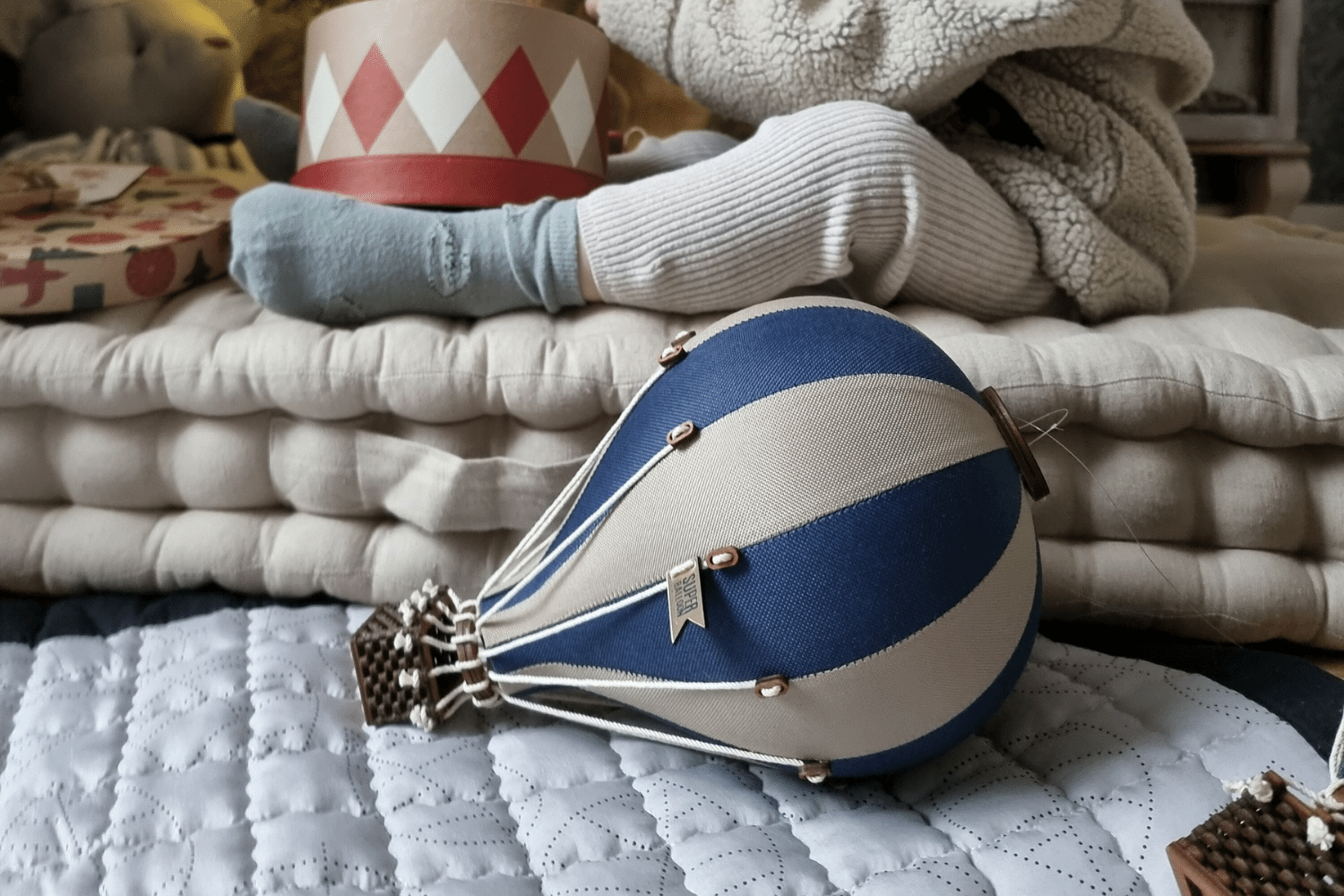 Navy & Beige Hot Air Balloon