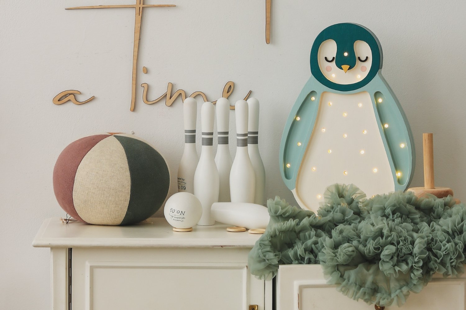 Little Lights Baby Penguin Lamp