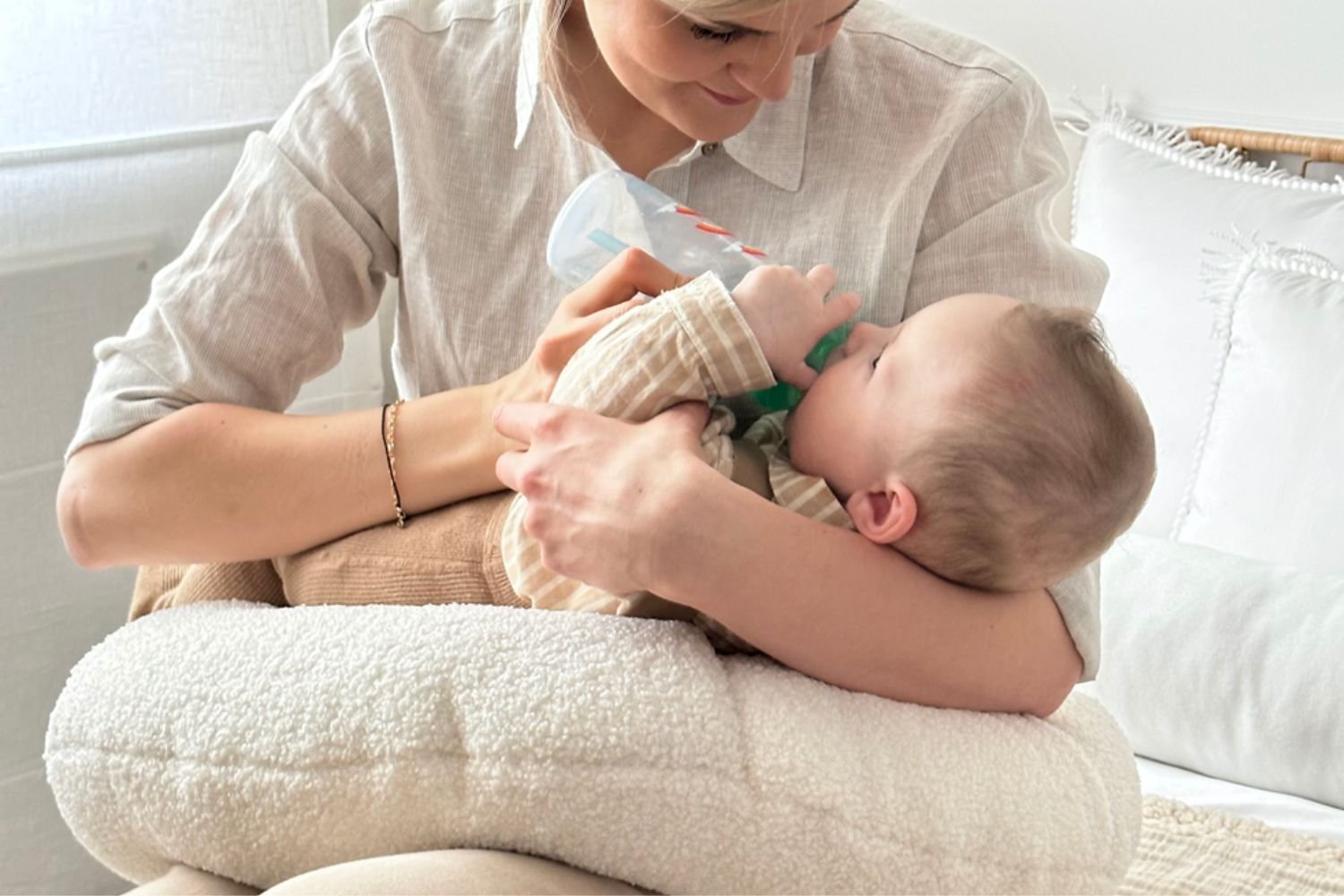 Croissant Nursing Pillow - Vanilla Boucle