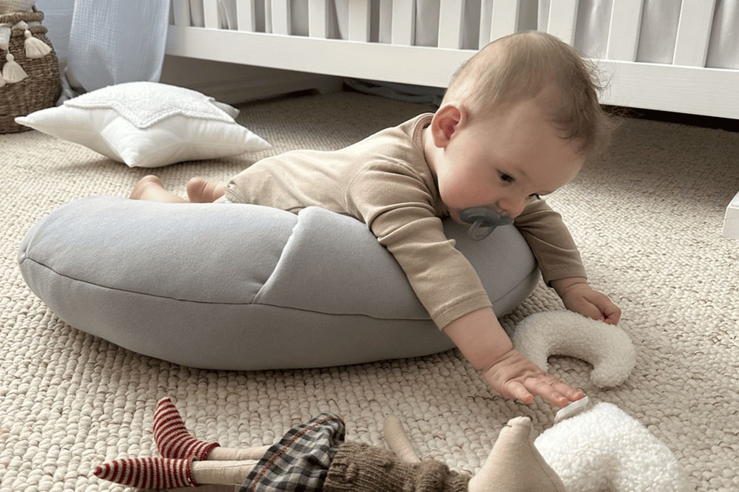 Coussin d'Allaitement Croissant Gris