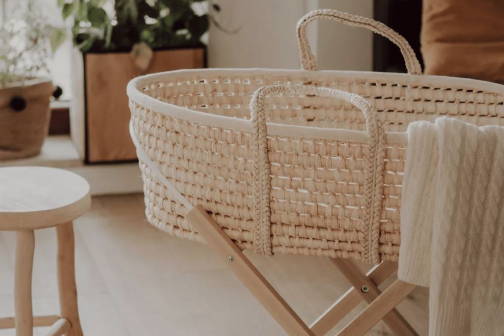 Moses Basket with Stand
