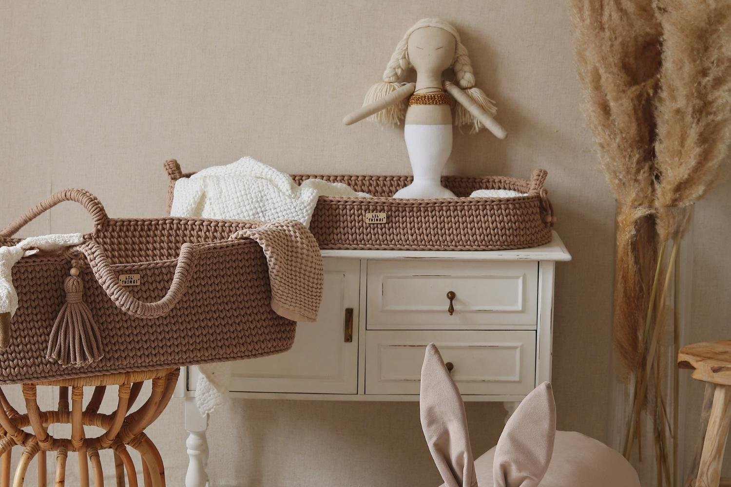 Crochet Moses Basket with Rocking Stand - Mocha